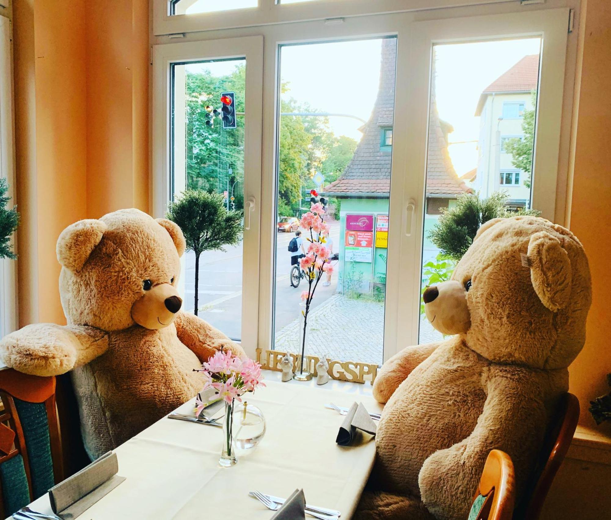 Zu Den Linden - Radebeul Pension Mit Restaurant Luaran gambar